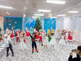 Новогодняя сказка продолжается... Новогодняя сказка продолжается.