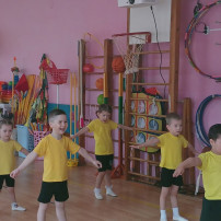 Спортивное развлечение "Не Болейка" в средней группе "Смешарики" Спортивное развлечение "Не Болейка" в средней группе "Смешарики".