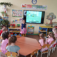 Интерактивная игра "Вредные и полезные привычки" в старшей группе "Тик-Так" Интерактивная игра "Вредные и полезные привычки" в старшей группе "Тик-Так".